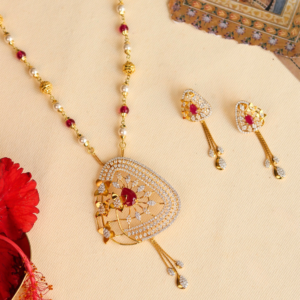 shwet manjari necklace set